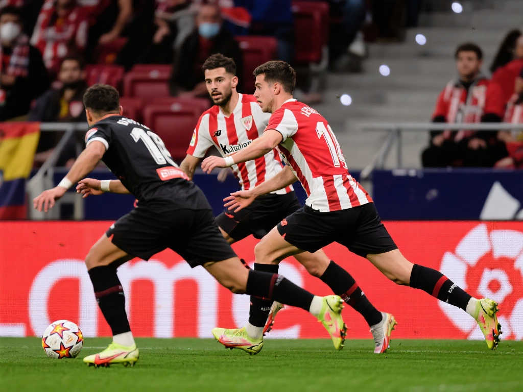 的边路突破 的边路突破